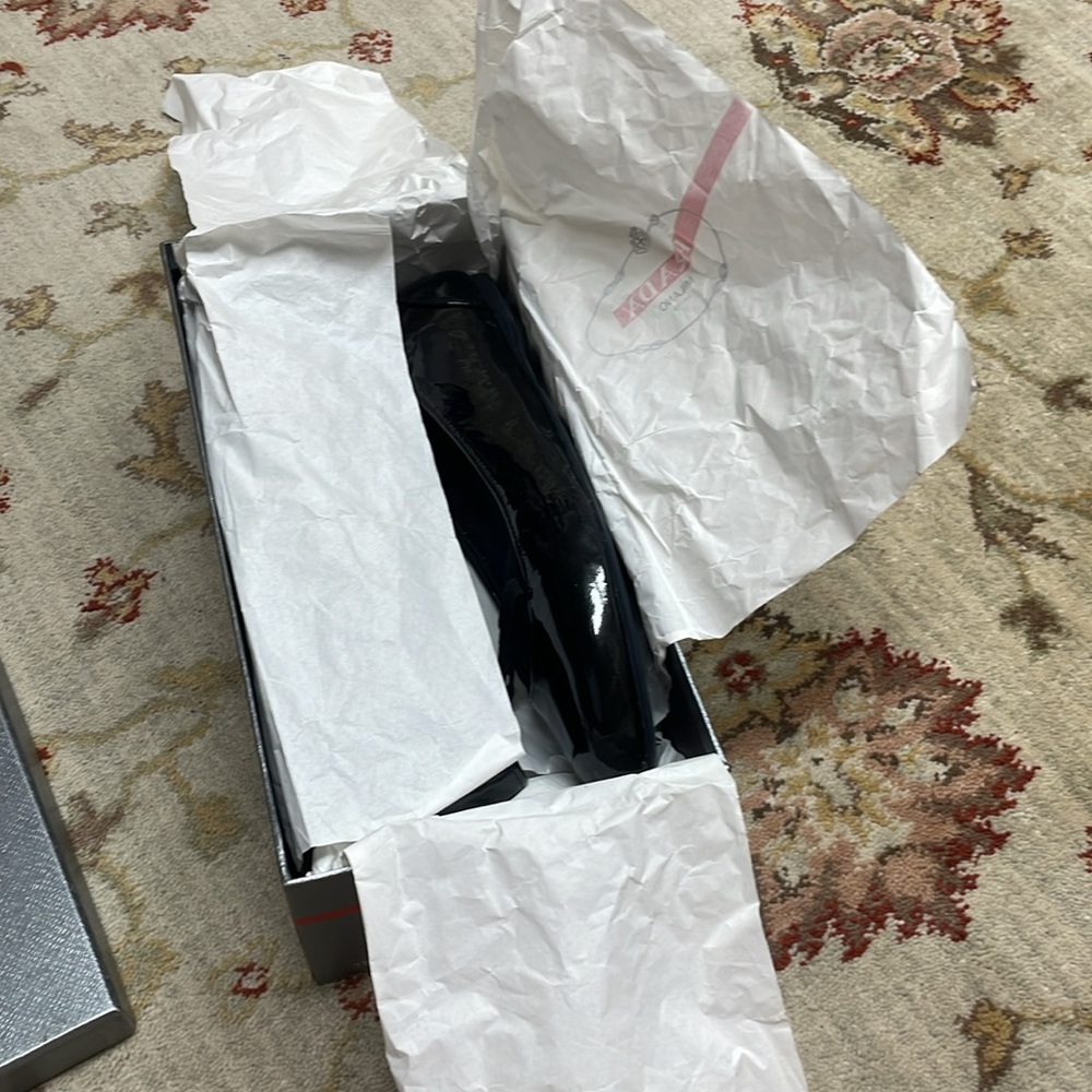 Prada flats - Picture 8 of 10